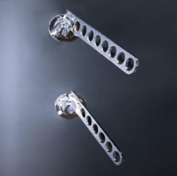 هولدر هنگر زاویه متغیر داخل کمد لباس 6 سوراخ  رنگ کروم سایز 29 فانتونی