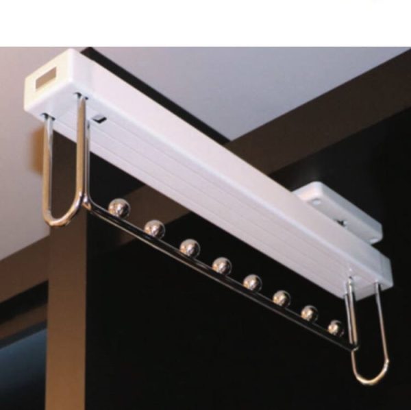 رگال سقفی ریلی داخل کمد لباس رنگ سفید فانتونی